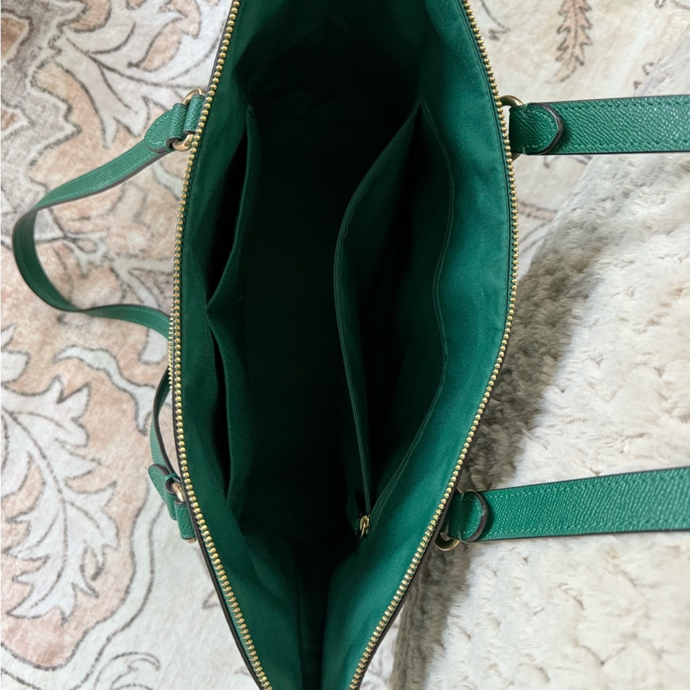 Coach Emerald Green Leather Zip-Top Tote with Gold Hardware - Picture 2 of 6